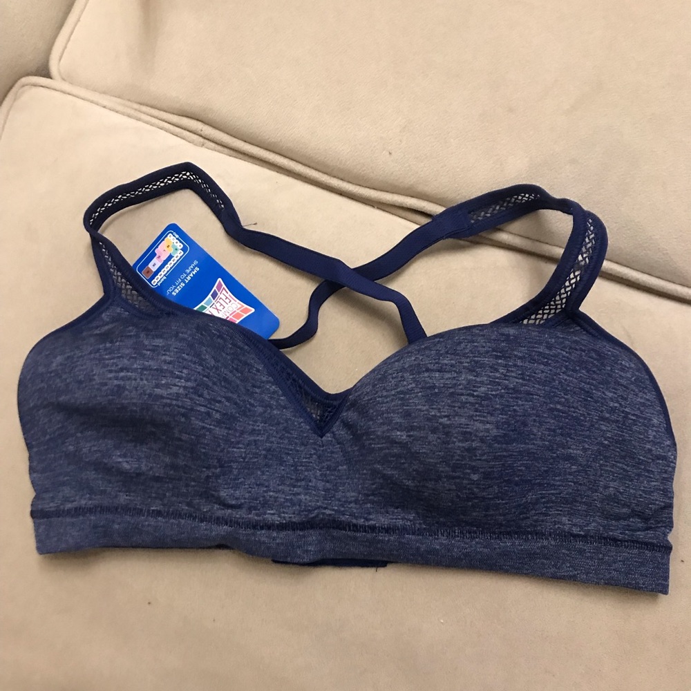 Hanes  t shirt bra
